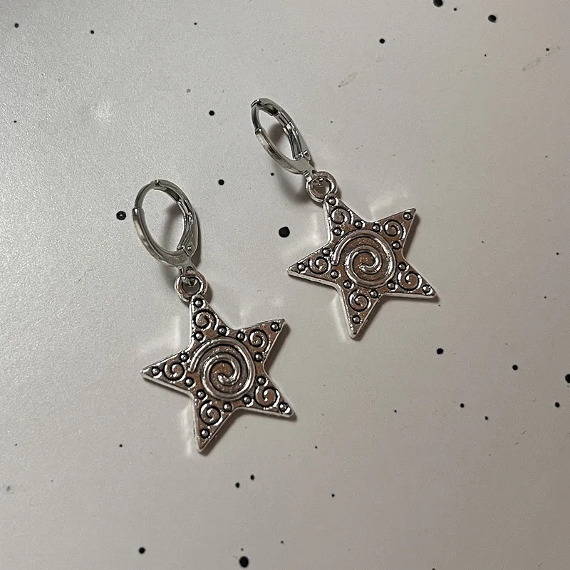 Men'S Accessories In The 90S - スパイラルボルテックススターペンダント付きイヤリング,女性と男性用,ヴィンテージジュエリー,シルバーカラー,パンク,y2k,emo,90s,美的,グランジ,ジュエリーアクセサリー