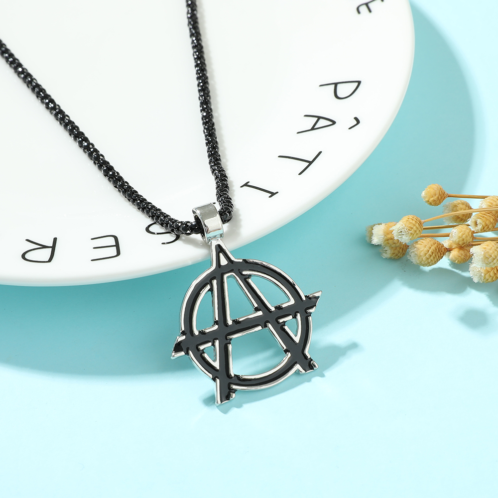 映画アベンジャーズシンボル文字 A ロゴネックレスヴィンテー - Men'S Accessories Vintage のレビューと価格