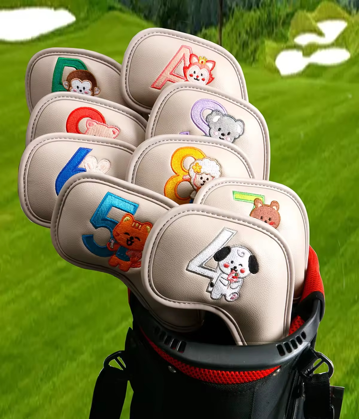 9個入りのかわいい漫画風動物ゴルフアイアンヘッドカバー、PU - Men Accessories Gift のレビューと価格